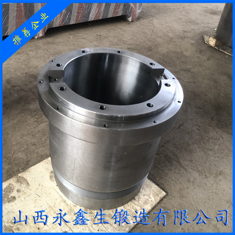 港機(jī)筒體鍛件